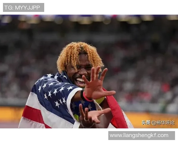 足球球星卡莱尔斯的辉煌生涯与绿茵传奇时刻全景解读